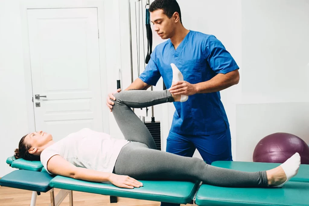 Physiotherapy for sciatic nerve pain, : sciatic nerve pain relief at night